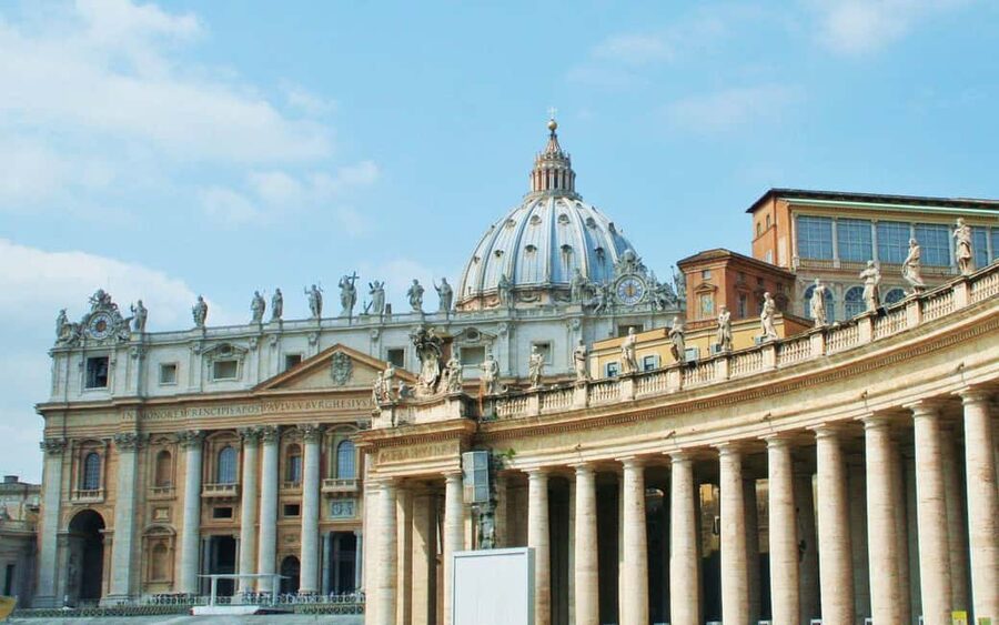 Rome: Vatican Museums Skip-the-line Entry Ticket and Tour - Raphael’s Rooms and the Gallery of Geographical Maps