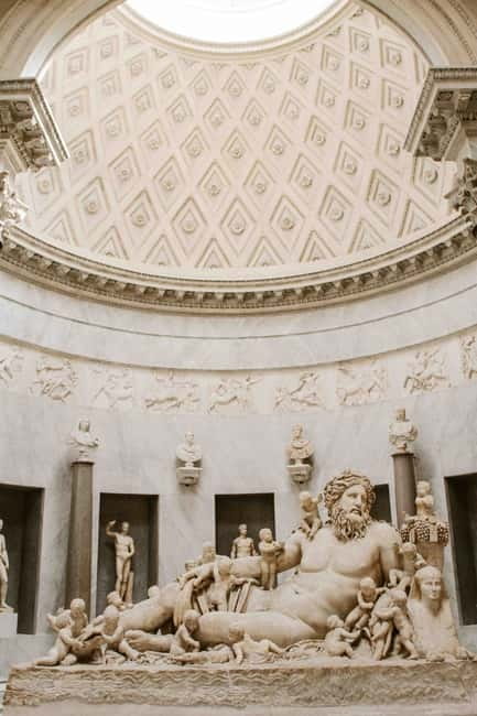 Rome: Vatican, Sistine Chapel, and St Peter's Guided Tour - What the guides add to the experience