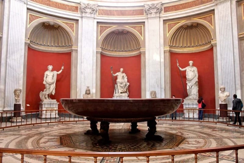 Rome: Vatican, Sistine Chapel & St. Peter's Basilica Tour - Who should book this Vatican tour?
