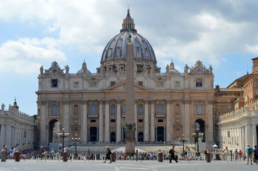 Rome: Vatican & Sistine Chapel Tour + Optional Colosseum - Preparing for Michelangelo’s Sistine Chapel