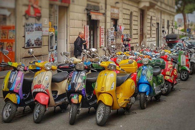 Rome Vespa Small Group Sightseeing Tour, 3 Hour Experience - Why a Vespa works so well in Rome