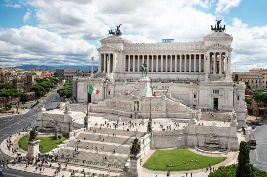 Rome: Vittoriano with Rooftop & Palazzo Venezia Hosted Entry - How the one-hour visit works