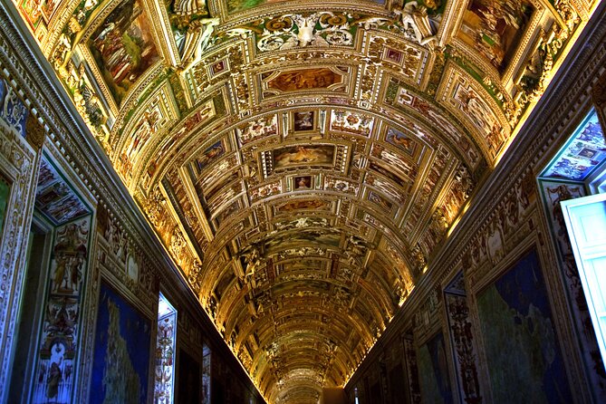 Skip the Line: Ticket to the Vatican Museum & Sistine Chapel - Start With the Meeting Point, Not the Museum