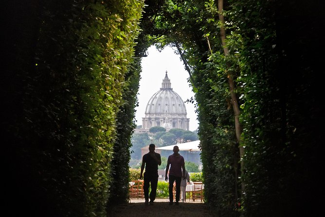 Skip the Line Tour: Vatican Museums and Sistine Chapel - The Sistine Chapel: Michelangelo under pressure