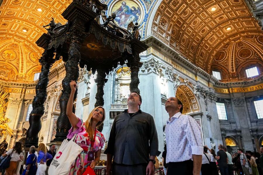 Skip-The-Line Vatican Museum, Sistine Chapel & Basilica Tour - Reaching St. Peter’s Basilica by the Scala Regia