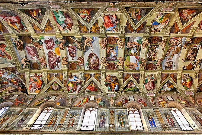 Skip the Line Vatican, Sistine Chapel and Basilica Guided Tour - Touring the Vatican Museums in 1 hour 45 minutes
