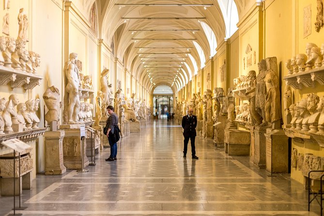 Skip the Line: Vatican & Sistine Chapel Ticket with Audio Guide - Finding your way through 15 kilometers of art