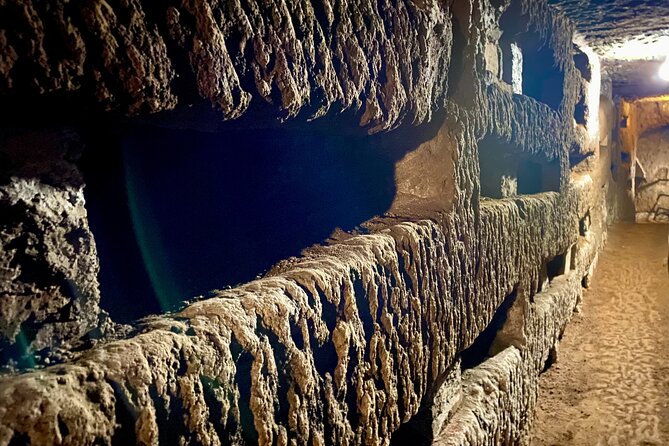 Small Group Express Tour of Roman Catacombs with Transfer - What this Roman catacombs tour is really like