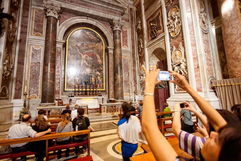 St Peter's Basilica Express Guided Tour with Dome Climb - Papal tombs and the audio tour