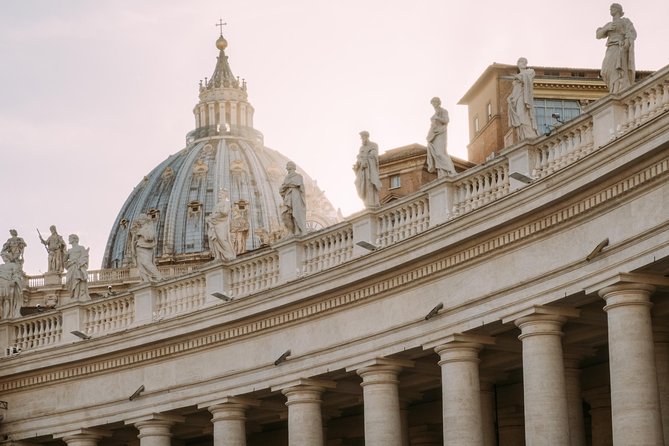 St. Peter's Basilica Guided Tour with Reserved Entrance - Reserved entrance does not erase the security line