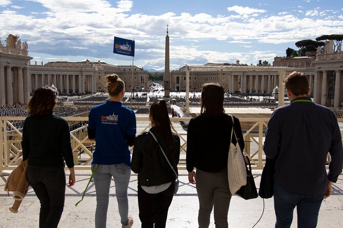 St. Peter's Basilica Guided Tour with Reserved Entrance - The dome question, and why it causes confusion
