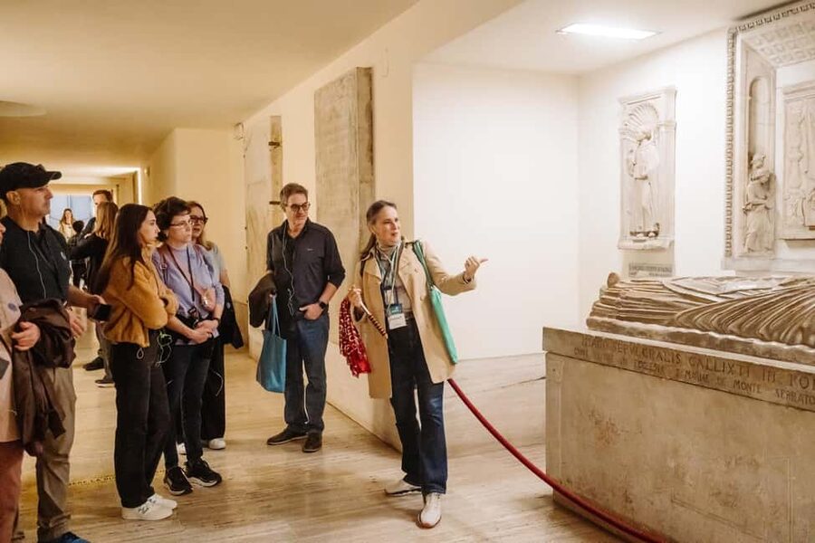 St. Peter’s Basilica Priority Access Tour with Dome & Crypt - Who should book this St. Peter’s tour?