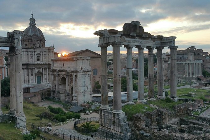 Sunrise in Rome: Small Group E-Bike tour with Italian Breakfast - Piazza Venezia and Rome’s ancient center