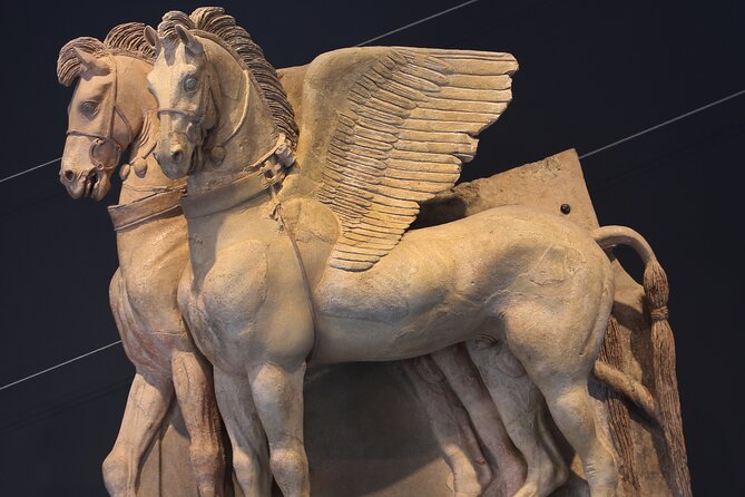 Tarquinia: Etruscan Necropolis and Museum - Private Tour - What the tomb visit feels like in practice