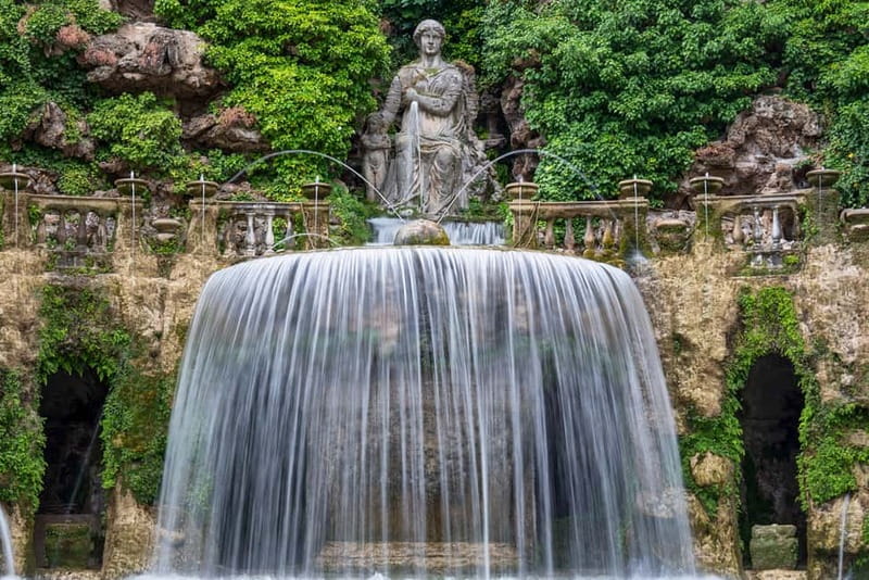 Tivoli: Villa D'Este & Villa Adriana Pass & App Audioguide - Villa d’Este: fountains, grottoes, and a garden built for spectacle