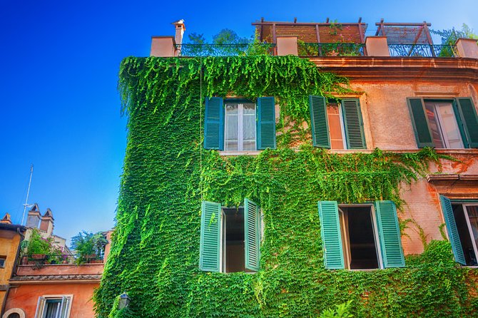 Trastevere and Rome's Jewish Ghetto Half-Day Walking Tour - The guides and the style of storytelling