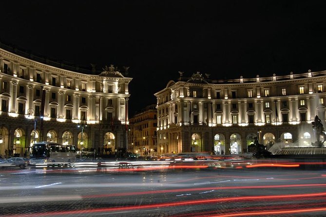 Twilight Treasures: An Evening Tour Through Rome's Rich History - Piazza San Bernardo and the Moses Fountain