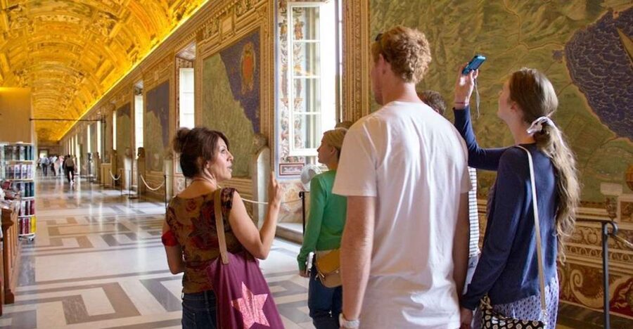 Vatican: Early Entry to Museums, Sistine Chapel & St Peter's - Inside the Vatican Museums: A Planned Route Through Too Much Art