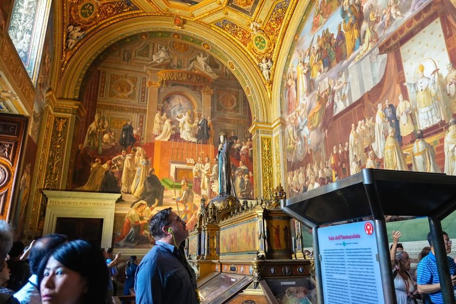 Vatican Museums and Sistine Chapel Entry Ticket - Going without a guide
