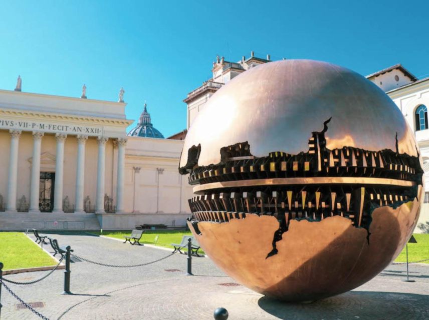 Vatican Museums and Sistine Chapel Entry Ticket - Finding the host between the hotel and café