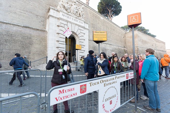 Vatican Museums and Sistine Chapel Fast-Track Tour - How good is the guiding?
