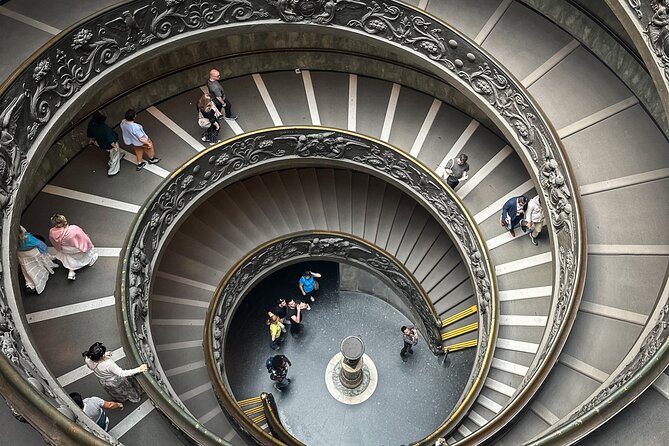 Vatican Museums and Sistine Chapel Skip-the-Line Entry Ticket - The Raphael Rooms and the long route to Michelangelo
