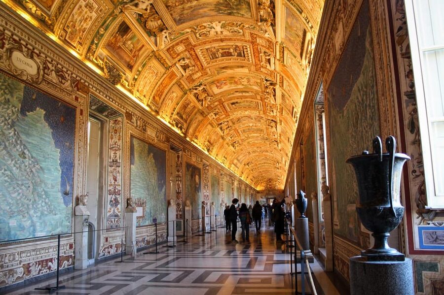 Vatican Museums, Sistine Chapel and St. Peter's Guided Tour - St. Peter’s Basilica, the Pietà and Bernini’s Baldacchino