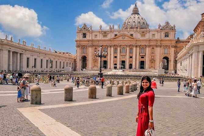Vatican: Museums & Sistine Chapel Entrance Ticket - Entering through Viale Vaticano