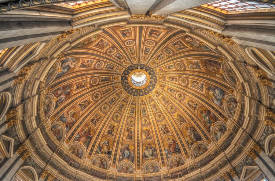 Vatican Museums, Sistine Chapel & St Peter's Basilica Tour - Gallery of Tapestries: looking for movement in woven art
