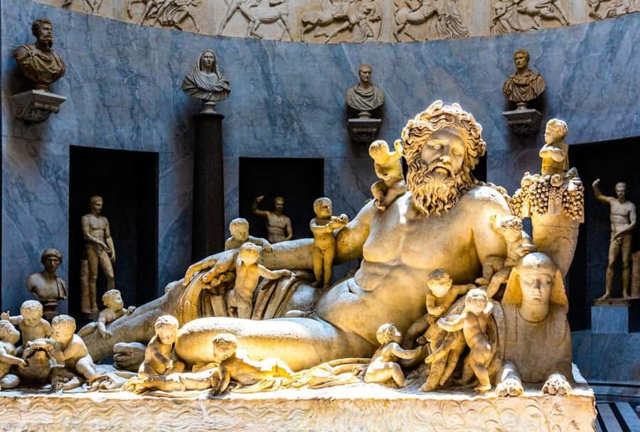 Vatican Museums & Sistine Chapel Tour with Optional Basilica - The Gallery of Maps and the long museum route