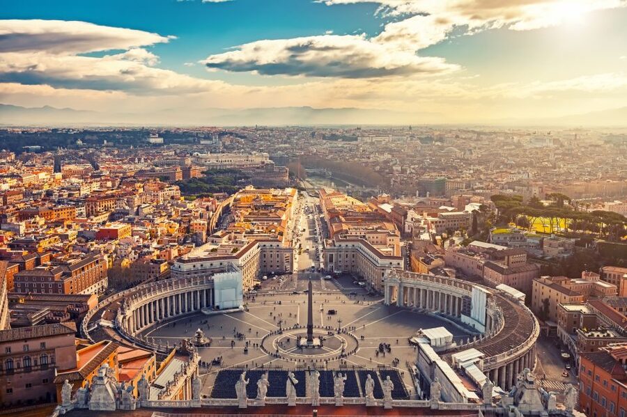 Vatican: Sistine Chapel and Vatican Museums Guided Tour - Languages and guide quality