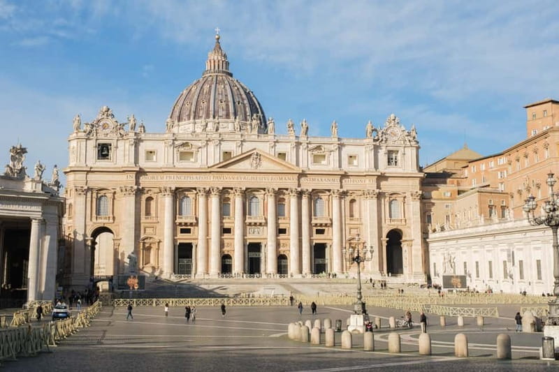 Vatican: St. Peter’s Basilica, Dome Climb & Papal Tombs Tour - Climbing 320 steps to the top of St. Peter’s Dome
