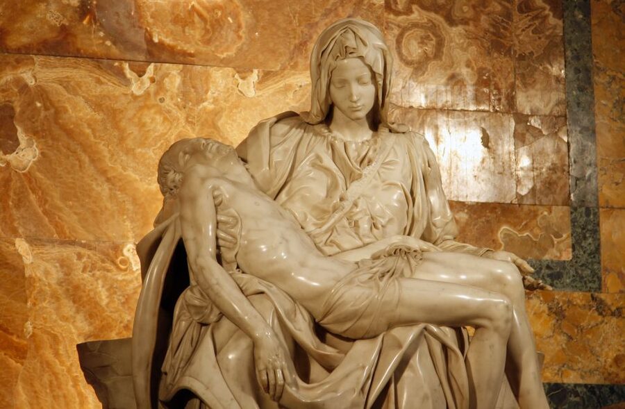 Vatican: St. Peter's Basilica with Audio Guide and Options - Michelangelo’s Pietà and the first major stop
