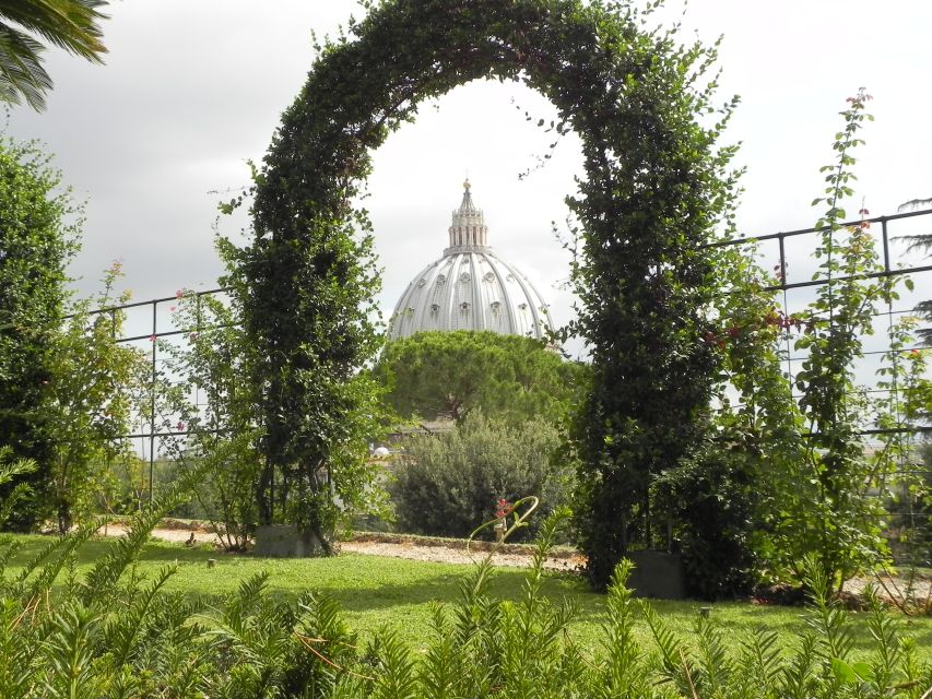 Vatican: Vatican Gardens with Bus Tour & Vatican Museums - Why combine the Vatican Gardens with the museums?