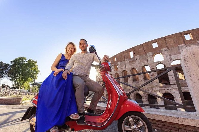 Vespa Primavera 125 cc Rental at Rome 24 ore - The people make the handover useful