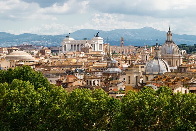 VIP Rome Golf Cart Food Tour with Eating Europe - Da Enzo and the fried artichoke stop