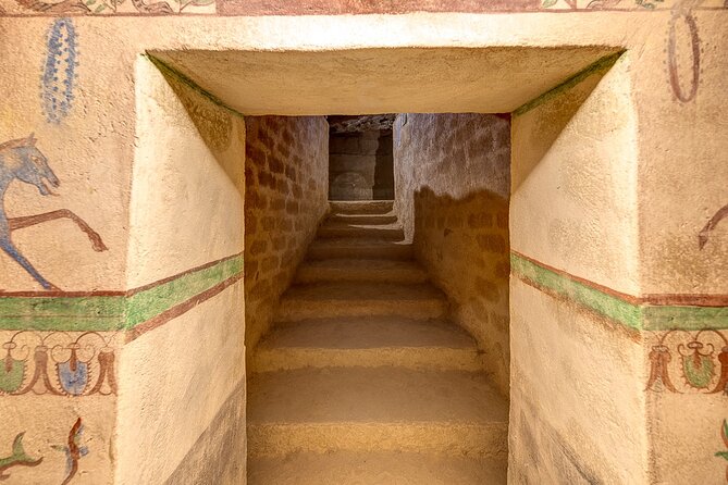 Visit the Etruscan underground Heritage Site of Tarquinia - Group size and the guiding setup
